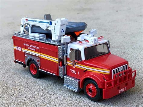 1 64 fire engine