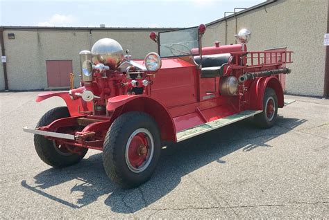 1920 fire engine