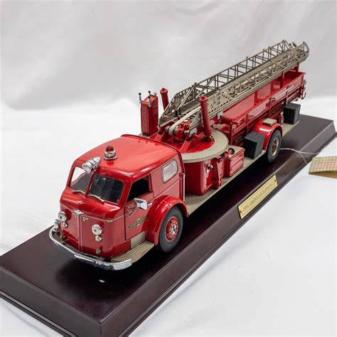 ho scale fire engines